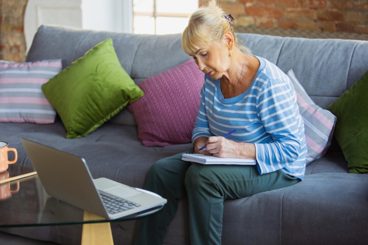 Verschiedene Make-up-Produkte für unterschiedliche Hauttypen